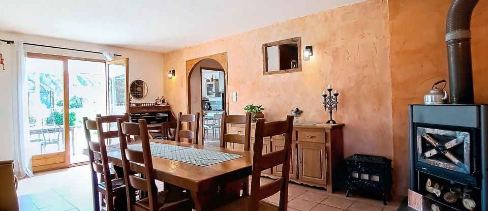 Traditional house 5 rooms of 129 m² in Espinasses (05190)