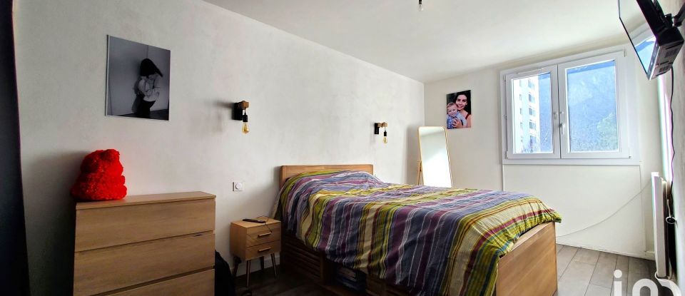Appartement 5 pièces de 92 m² à Sassenage (38360)