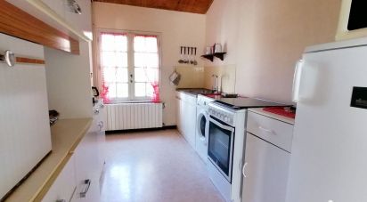 House 4 rooms of 70 m² in Le Perrier (85300)
