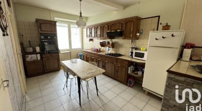 House 4 rooms of 102 m² in Mortagne-sur-Gironde (17120)