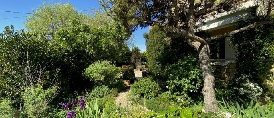 Traditional house 8 rooms of 182 m² in Vaison-la-Romaine (84110)
