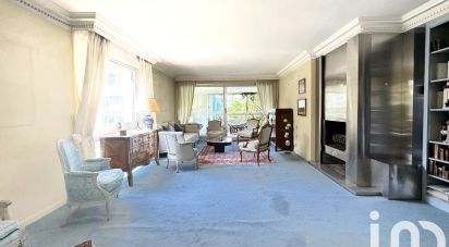 Apartment 5 rooms of 133 m² in LE CHESNAY-ROCQUENCOURT (78150)