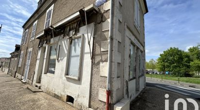 Building in Bourges (18000) of 214 m²