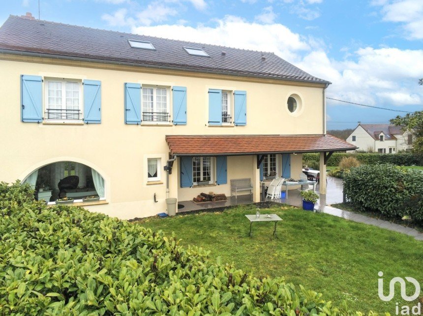 House 7 rooms of 213 m² in Coulommiers (77120)