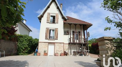 House 6 rooms of 96 m² in Ézanville (95460)