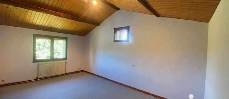 Country house 6 rooms of 228 m² in Lalinde (24150)