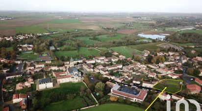 Land of 2,046 m² in - (85240)