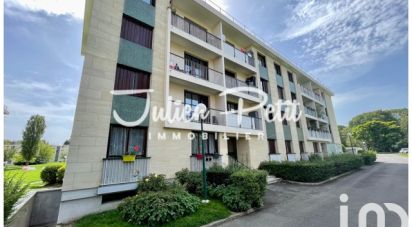 Apartment 4 rooms of 78 m² in Wissous (91320)