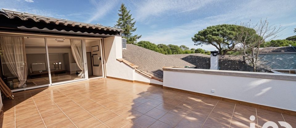 House 6 rooms of 180 m² in Sainte-Maxime (83120)