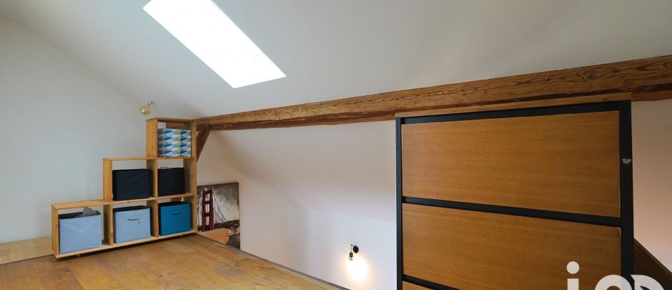 Barn conversion 3 rooms of 111 m² in Contamine-sur-Arve (74130)