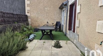 House 3 rooms of 64 m² in Iteuil (86240)