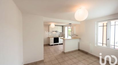 Apartment 2 rooms of 38 m² in Saclas (91690)