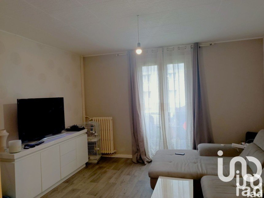 Apartment 3 rooms of 50 m² in Villepinte (93420)