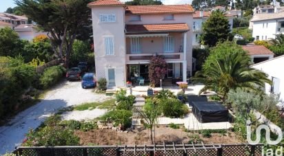 House 4 rooms of 84 m² in Sanary-sur-Mer (83110)