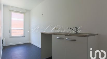 Duplex 3 rooms of 66 m² in Morangis (91420)