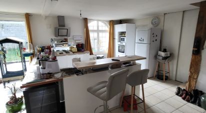 Town house 4 rooms of 140 m² in Saint-Glen (22510)