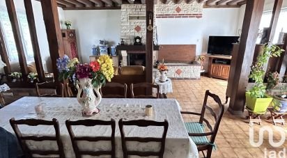 Traditional house 8 rooms of 165 m² in La Poterie-Mathieu (27560)