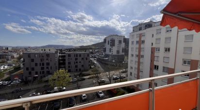 Appartement 4 pièces de 75 m² à Clermont-Ferrand (63000)