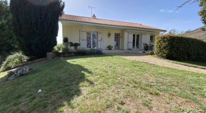 House 6 rooms of 158 m² in Pompaire (79200)