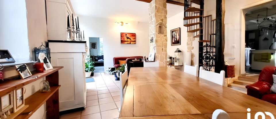 Maison 7 pièces de 330 m² à Narbonne (11100)
