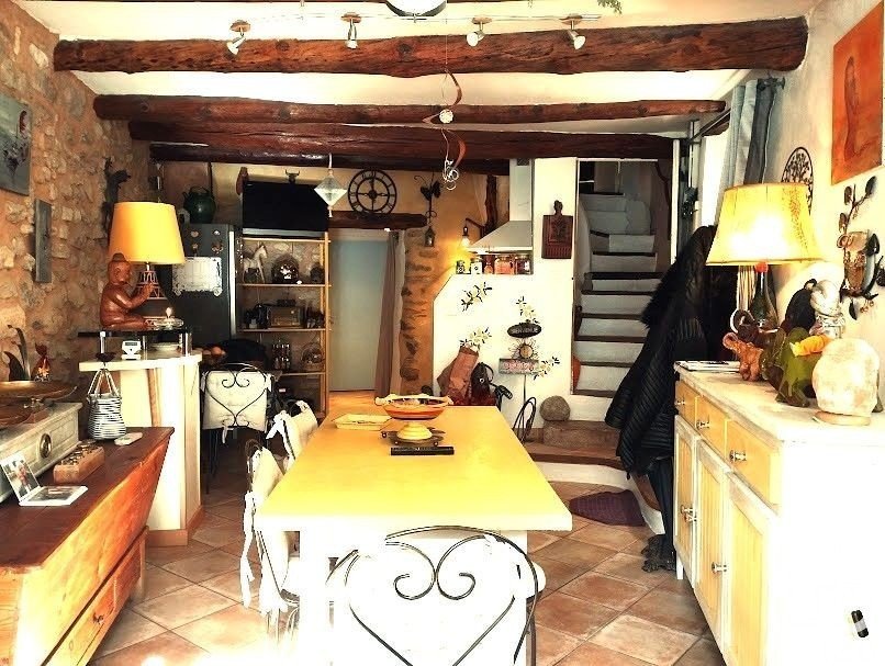 Village house 5 rooms of 135 m² in Bédoin (84410)