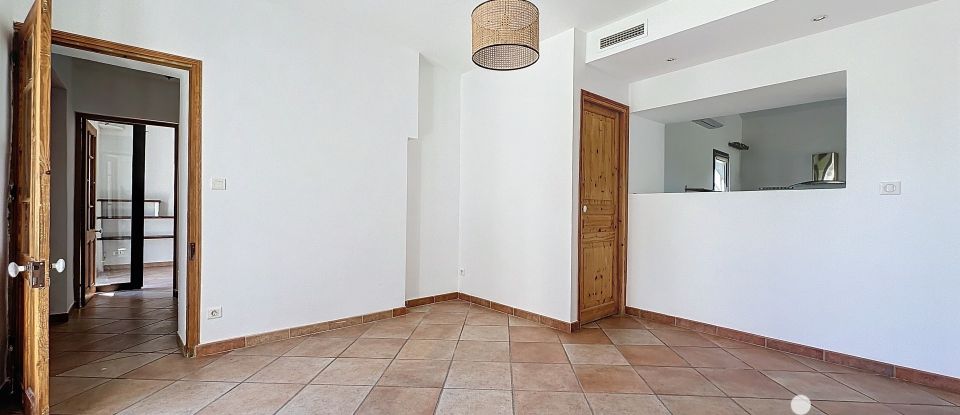 Mas 6 rooms of 211 m² in Carpentras (84200)
