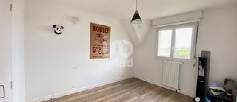 Town house 7 rooms of 151 m² in Lanester (56600)