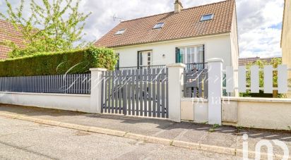 House 6 rooms of 110 m² in Fosses (95470)