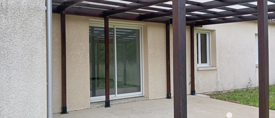 Pavillon 5 pièces de 114 m² à Coulon (79510)
