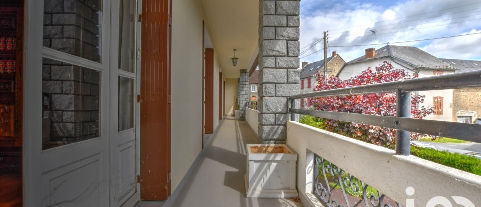 Town house 6 rooms of 195 m² in Marsac (23210)
