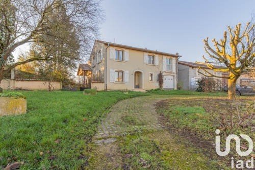 House 6 rooms of 155 m² in Sponville (54800)