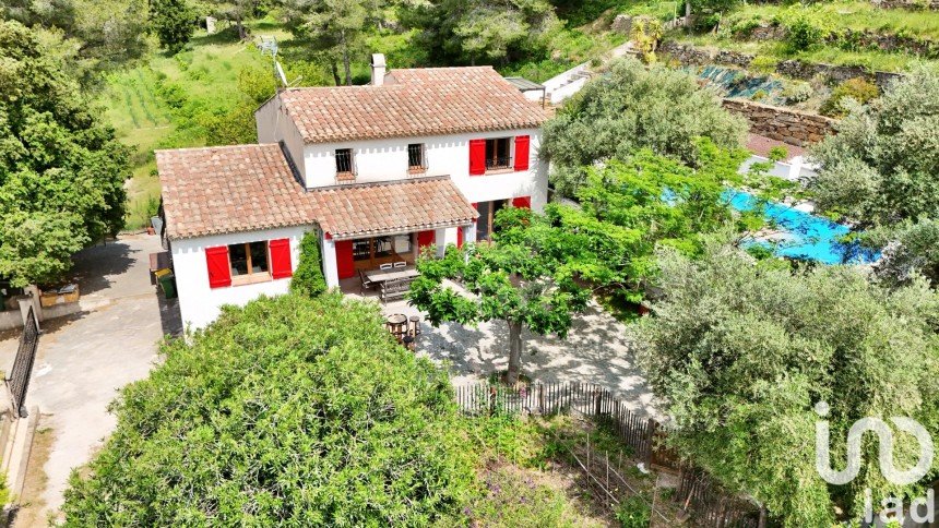 Maison traditionnelle 5 pièces de 163 m² à La Ciotat (13600)