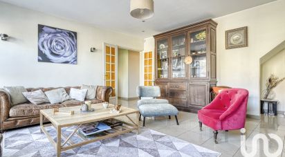 Maison 7 pièces de 220 m² à Montmagny (95360)