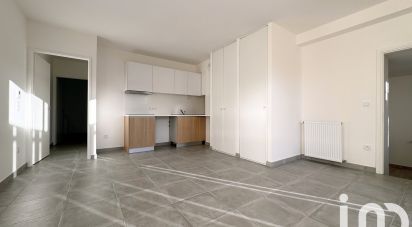 Appartement 3 pièces de 53 m² à Mandres-les-Roses (94520)