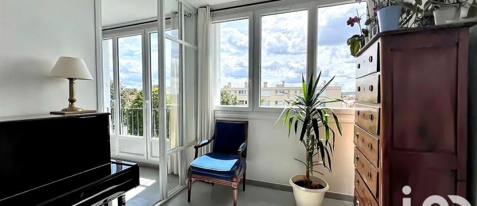 Appartement 5 pièces de 73 m² à Rueil-Malmaison (92500)