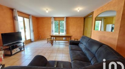 House 5 rooms of 87 m² in Saint-Vincent (63320)