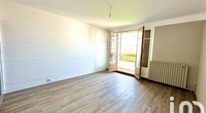 Apartment 3 rooms of 68 m² in Saint-Raphaël (83700)
