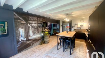 Maison de campagne 5 pièces de 135 m² à Torcé-Viviers-en-Charnie (53270)