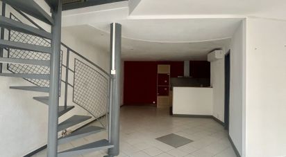 Town house 3 rooms of 77 m² in Montauban (82000)