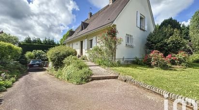 Traditional house 8 rooms of 197 m² in Saint-Martin-du-Vivier (76160)