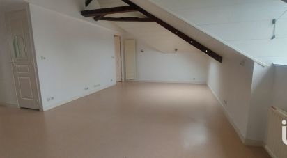 Apartment 2 rooms of 40 m² in - (22400)