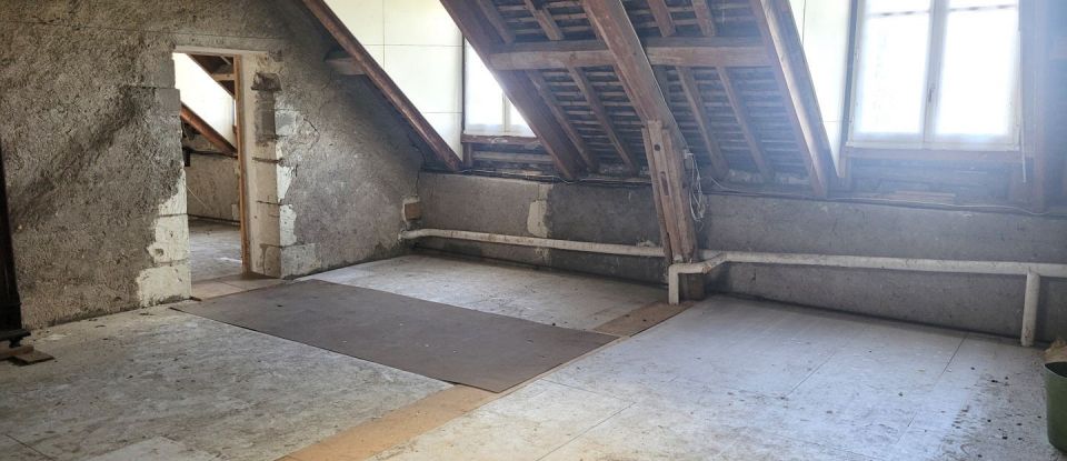 Maison 5 pièces de 106 m² à Noyant-de-Touraine (37800)