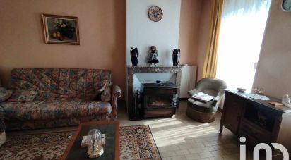 Village house 3 rooms of 84 m² in Moulins (02160)