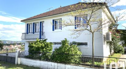 Maison traditionnelle 5 pièces de 107 m² à Domérat (03410)