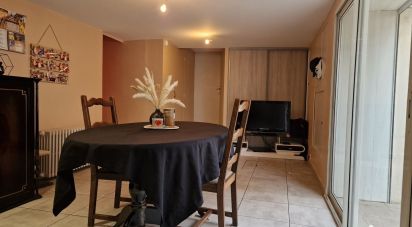 House 10 rooms of 242 m² in Verrières (86410)