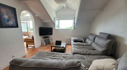 Appartement 3 pièces de 71 m² à Baie-Mahault (97122)
