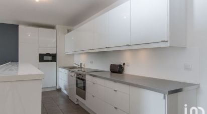 Apartment 4 rooms of 102 m² in Nanterre (92000)