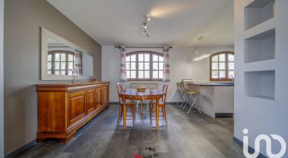 Maison 7 pièces de 160 m² à Corny-sur-Moselle (57680)