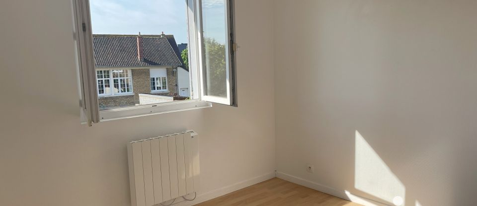Apartment 4 rooms of 66 m² in Merville-Franceville-Plage (14810)