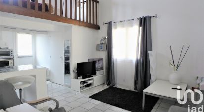 Apartment 1 room of 40 m² in Cabrières (30210)